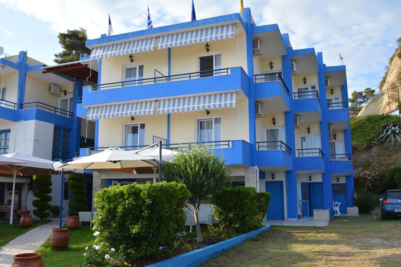 Kangaroo Hotel Mola Kaliva Exterior foto